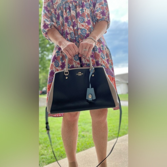 Coach Small Margot Carryall in Crossgrain Leather color block - Picture 2 of 10